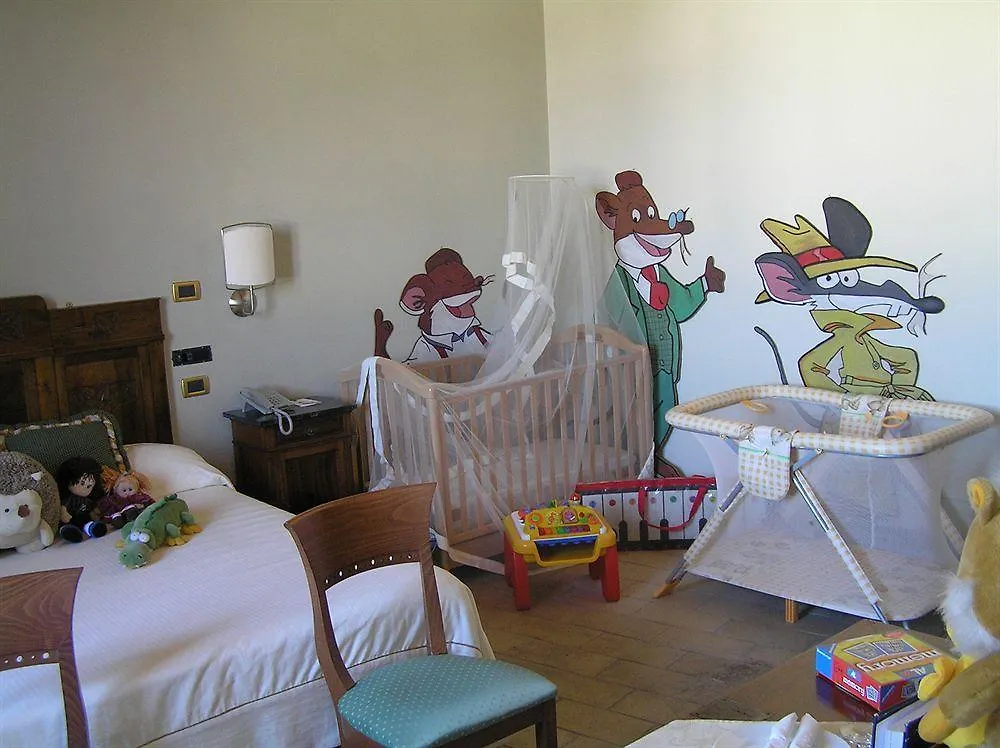 S. Martin Hotel Giovinazzo 4*,  Olaszország