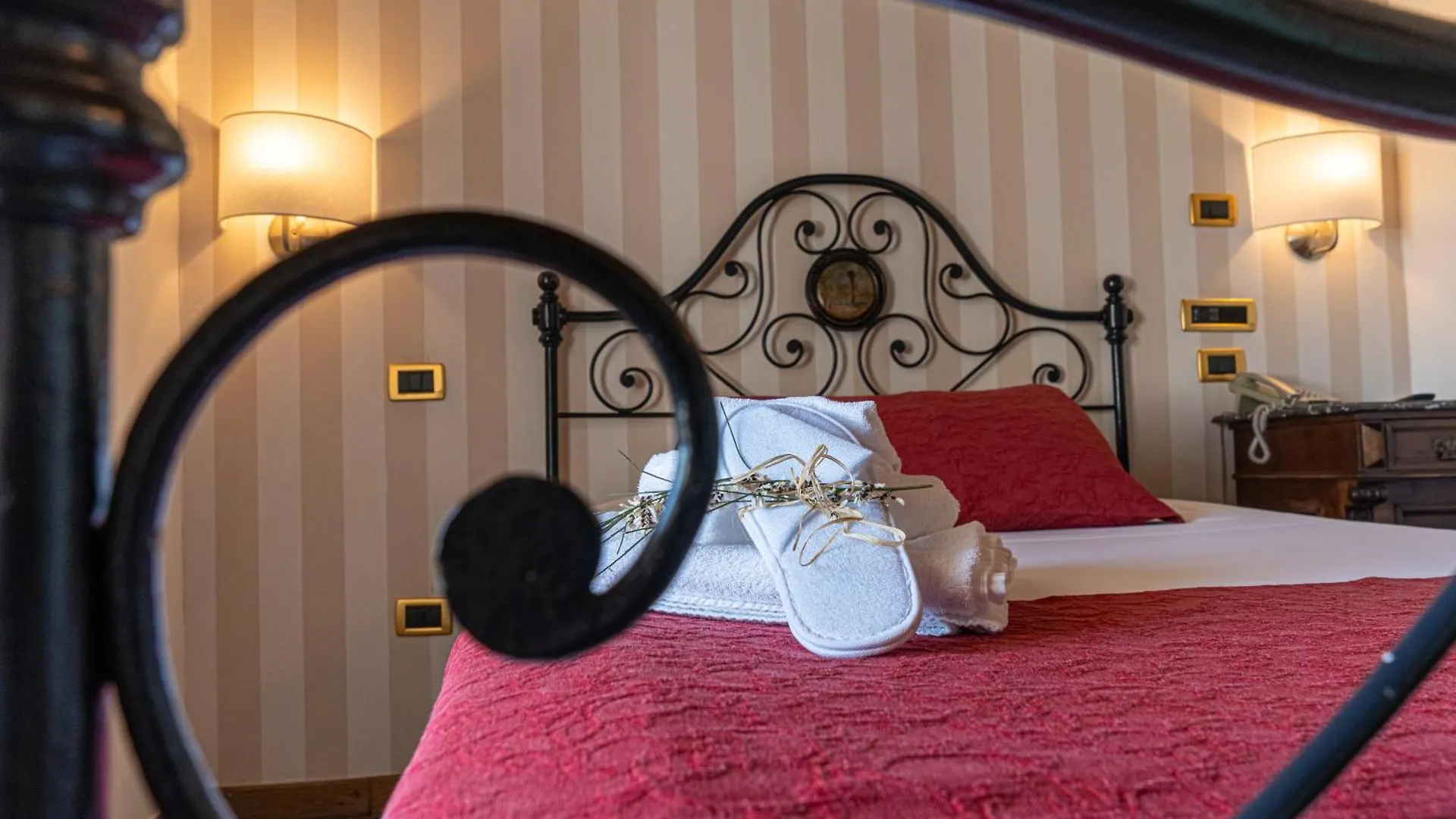 ג'ובינאצו S. Martin Hotel